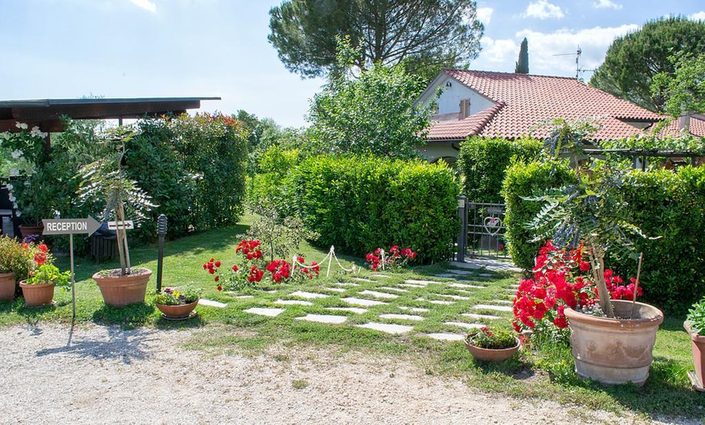 Poggio Degli Olivi Casa de hóspedes Saturnia Exterior foto